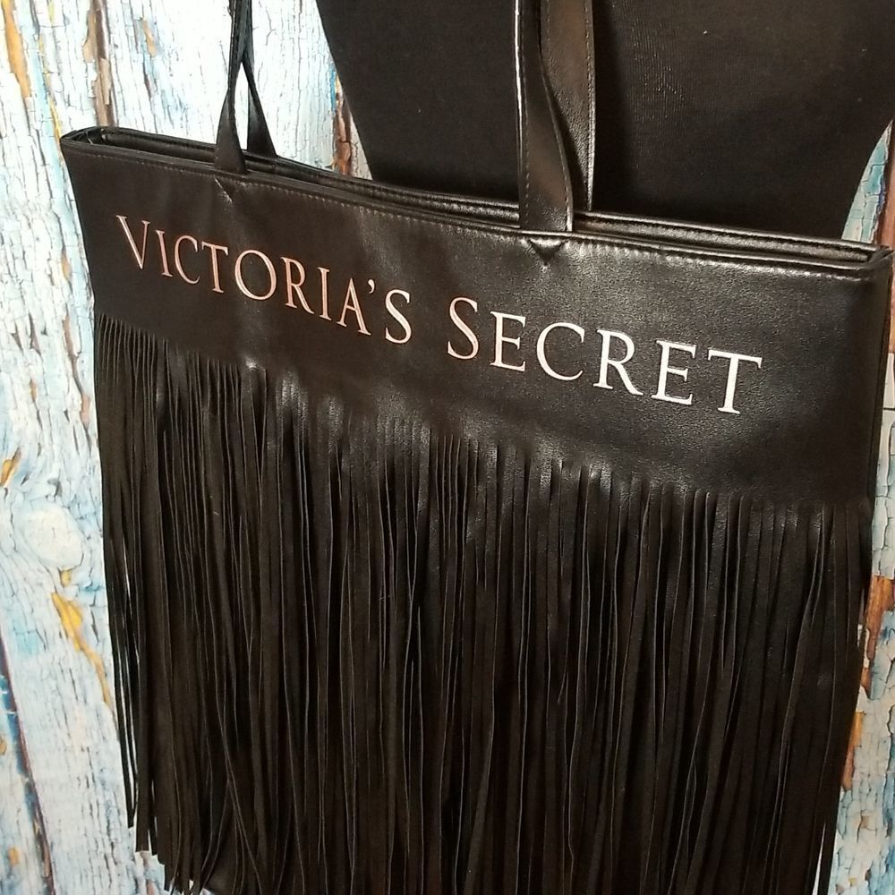 𝅺VICTORIA'S Secret Flirty Fringe Tote Bag - Picture 6 of 12